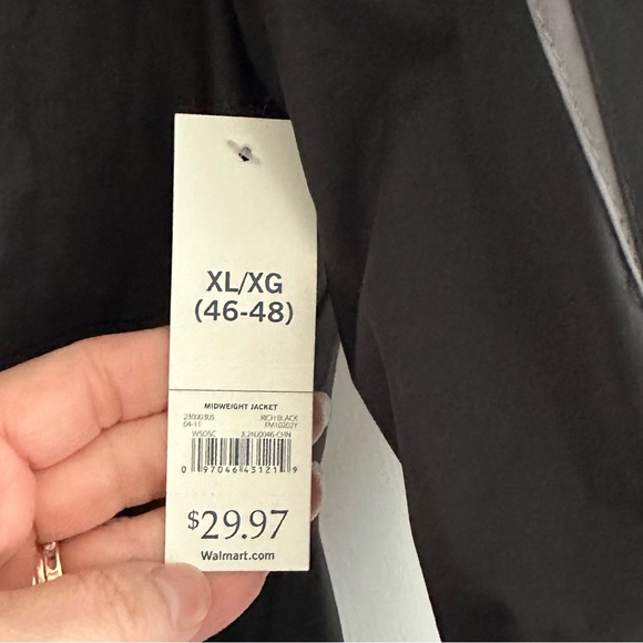 Men’s Coat - Picture 3 of 9